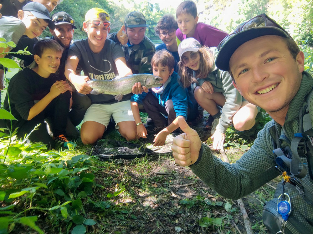 Camps de pêche pour adolescents dans les Pyrénées